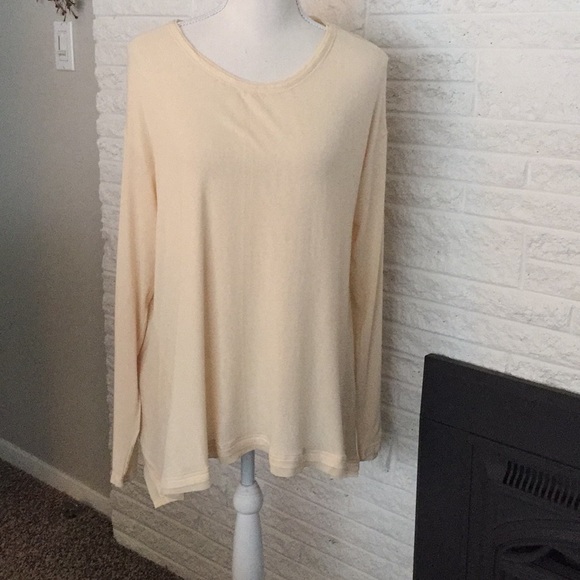 Mur Mur shark bite hem top NWT - Picture 1 of 8